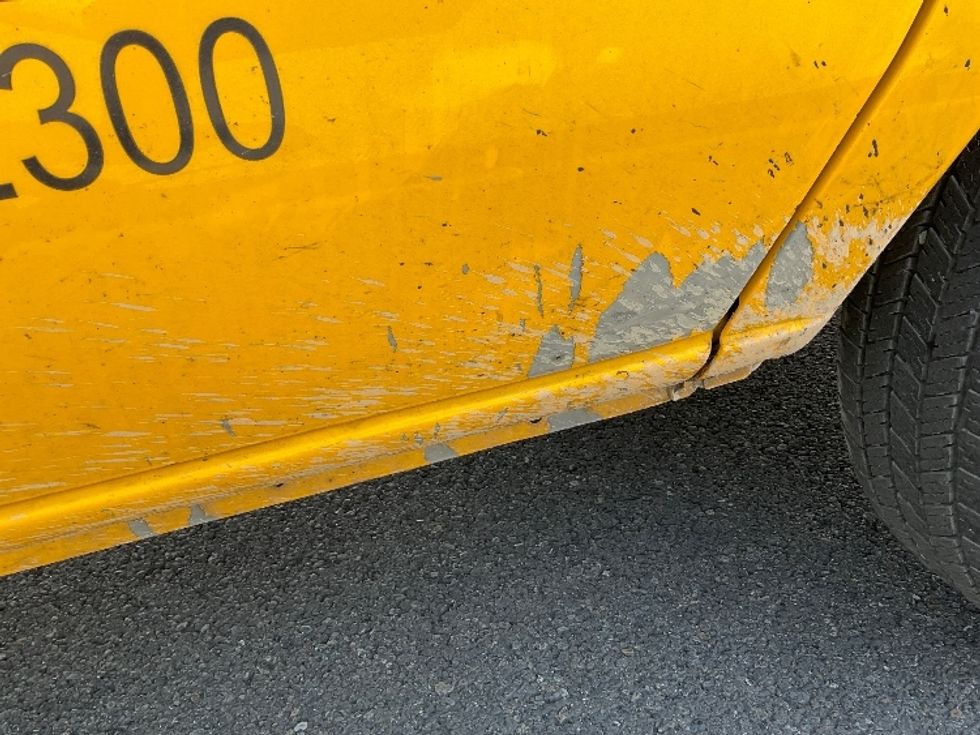 Light Duty Box Truck-Light and Medium Duty Trucks-Ford-2022-E350-Ogden-UT-93,410\n\t\tmiles-$ 30,250 - Image 28