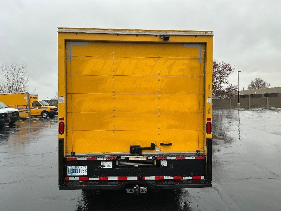 Light Duty Box Truck-Light and Medium Duty Trucks-Ford-2022-E350-Ogden-UT-93,410\n\t\tmiles-$ 30,250 - Image 7