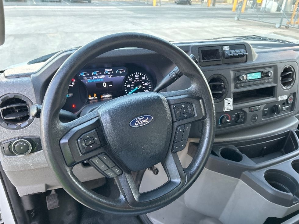Light Duty Box Truck-Light and Medium Duty Trucks-Ford-2022-E350-Oklahoma City-OK-100,476\n\t\tmiles-$ 30,750 - Image 11
