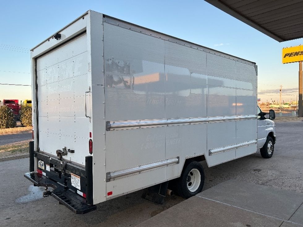 Light Duty Box Truck-Light and Medium Duty Trucks-Ford-2022-E350-Oklahoma City-OK-100,476\n\t\tmiles-$ 30,750 - Image 16
