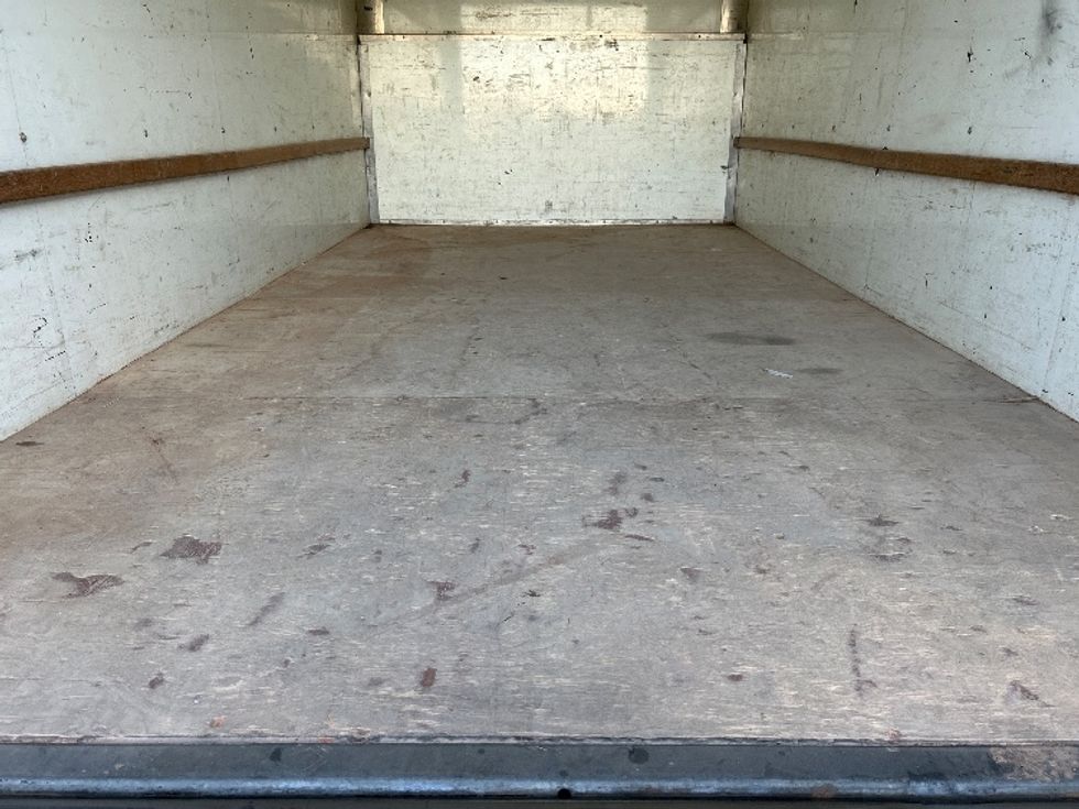 Light Duty Box Truck-Light and Medium Duty Trucks-Ford-2022-E350-Oklahoma City-OK-100,476\n\t\tmiles-$ 30,750 - Image 8