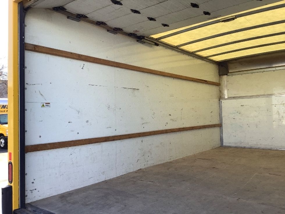 Light Duty Box Truck-Light and Medium Duty Trucks-Ford-2022-E350-Oklahoma City-OK-107,709\n\t\tmiles-$ 27,500 - Image 10