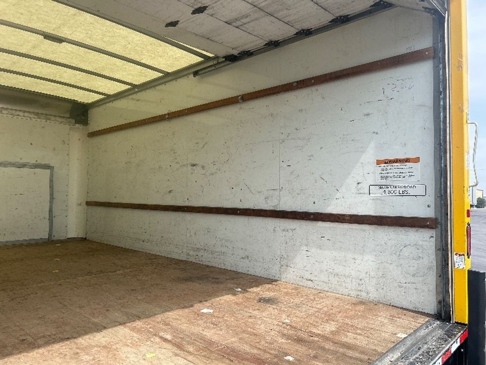 Light Duty Box Truck-Light and Medium Duty Trucks-Ford-2022-E350-Oklahoma City-OK-112,779\n\t\tmiles-$ 9,500 - Image 10