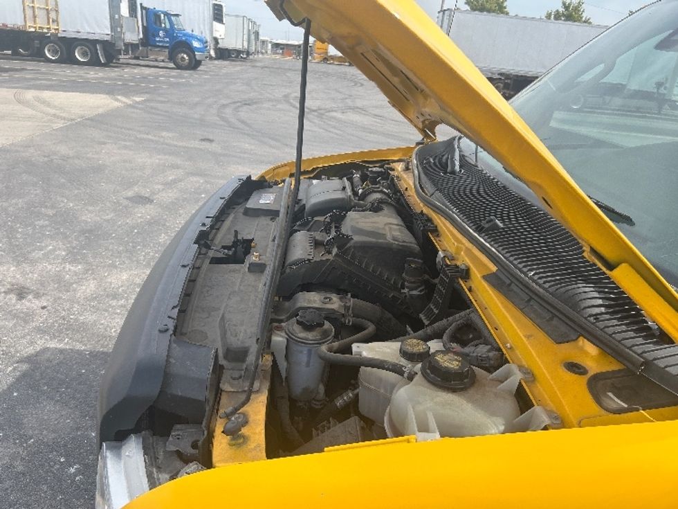 Light Duty Box Truck-Light and Medium Duty Trucks-Ford-2022-E350-Oklahoma City-OK-112,779\n\t\tmiles-$ 9,500 - Image 22