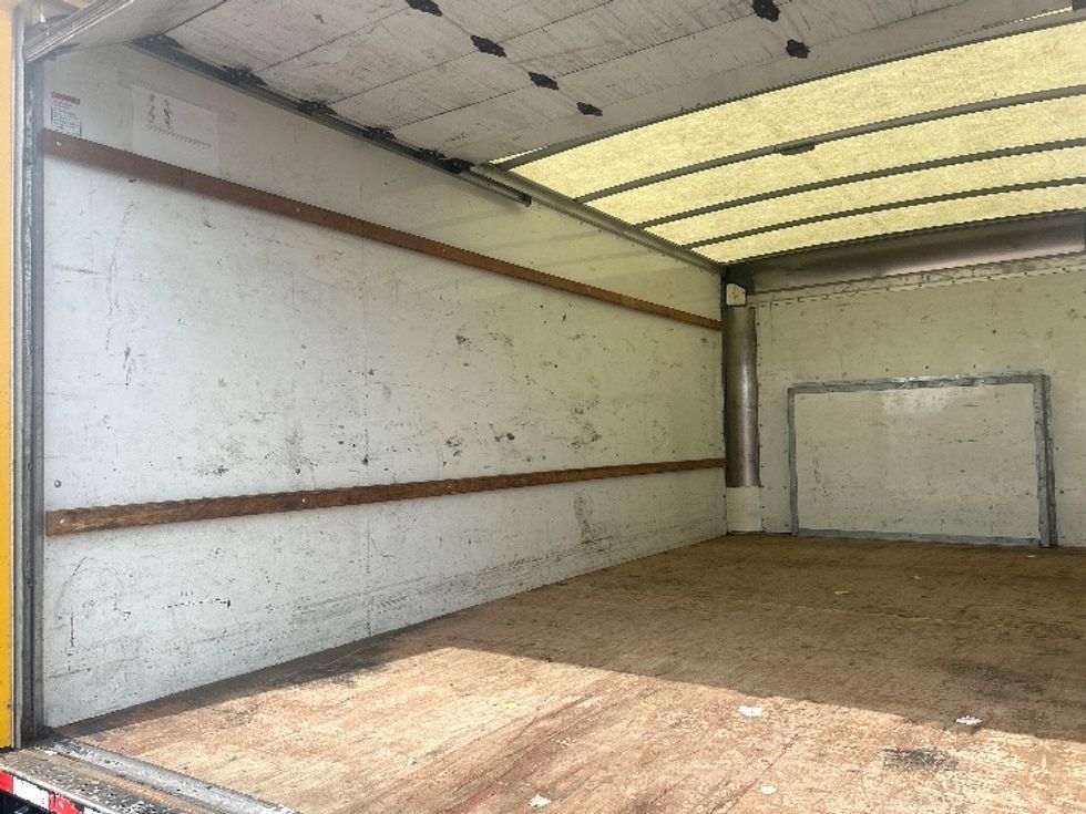 Light Duty Box Truck-Light and Medium Duty Trucks-Ford-2022-E350-Oklahoma City-OK-112,779\n\t\tmiles-$ 9,500 - Image 9