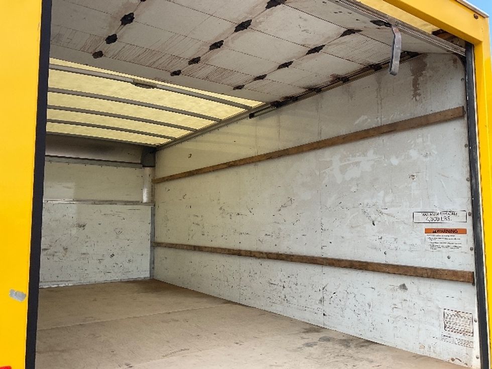 Light Duty Box Truck-Light and Medium Duty Trucks-Ford-2022-E350-Oklahoma City-OK-121,345\n\t\tmiles-$ 25,500 - Image 11