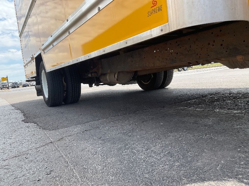 Light Duty Box Truck-Light and Medium Duty Trucks-Ford-2022-E350-Oklahoma City-OK-121,345\n\t\tmiles-$ 25,500 - Image 13