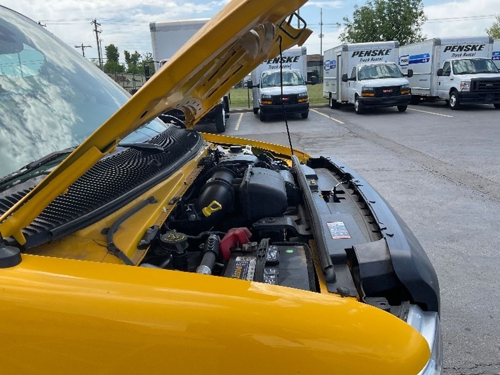 Light Duty Box Truck-Light and Medium Duty Trucks-Ford-2022-E350-Oklahoma City-OK-121,345\n\t\tmiles-$ 25,500 - Image 22