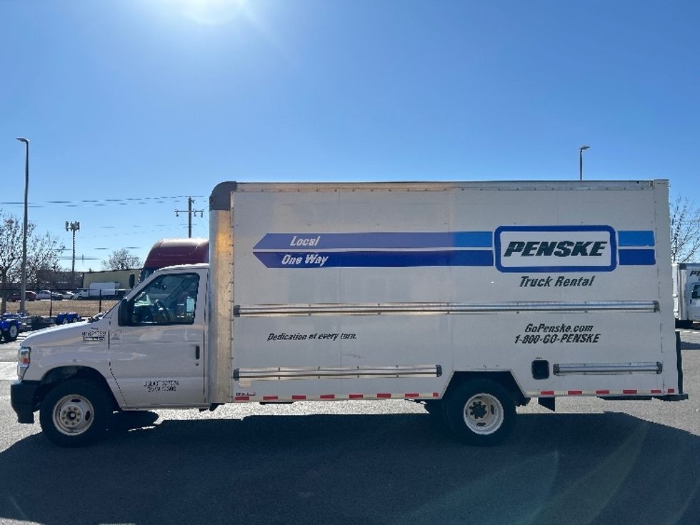 Light Duty Box Truck-Light and Medium Duty Trucks-Ford-2022-E350-Oklahoma City-OK-126,656\n\t\tmiles-$ 26,500 - Image 4