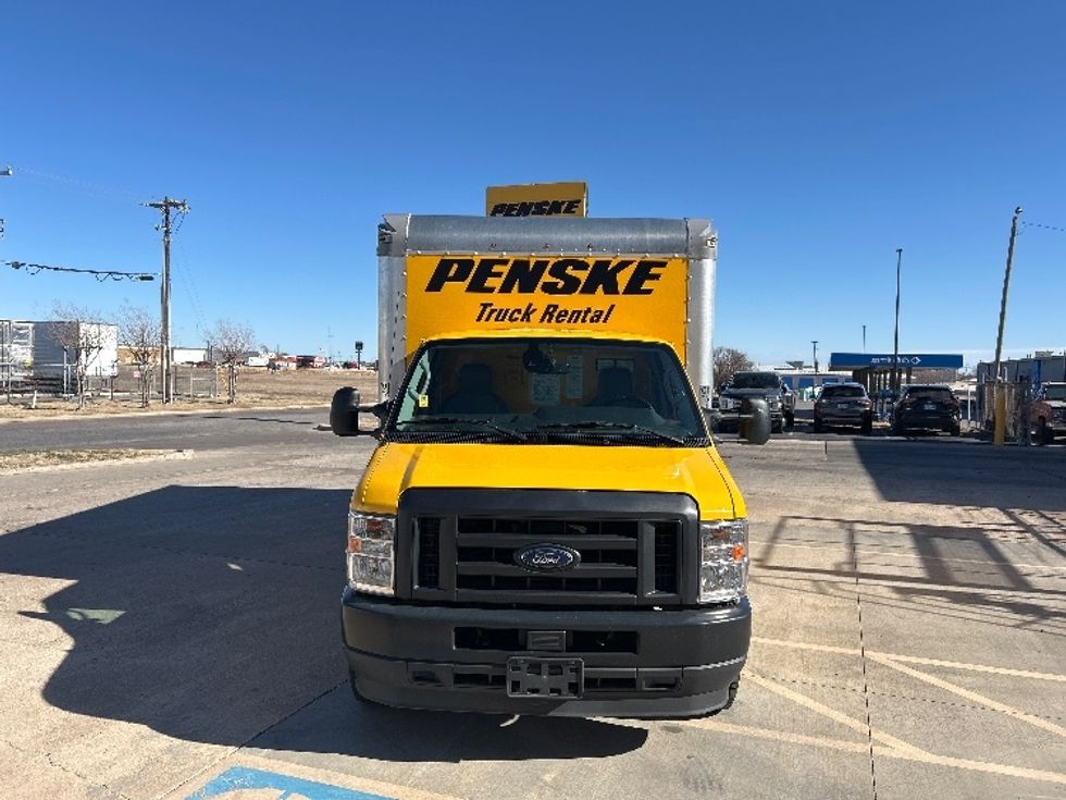 Light Duty Box Truck-Light and Medium Duty Trucks-Ford-2022-E350-Oklahoma City-OK-128,524\n\t\tmiles-$ 23,250 - Image 2