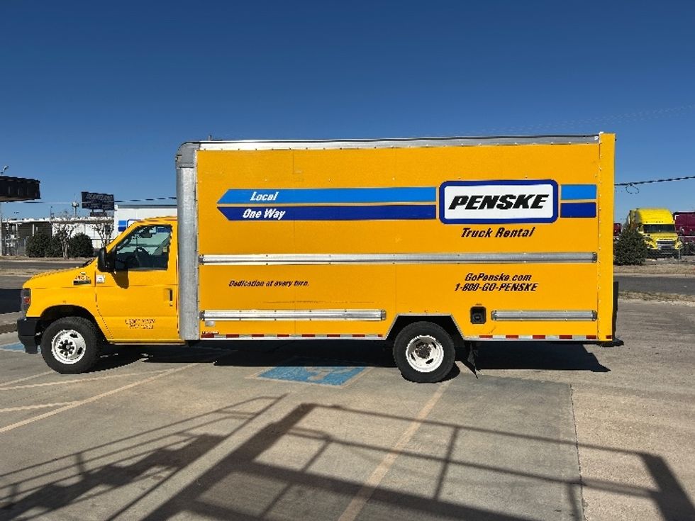 Light Duty Box Truck-Light and Medium Duty Trucks-Ford-2022-E350-Oklahoma City-OK-128,524\n\t\tmiles-$ 23,250 - Image 4