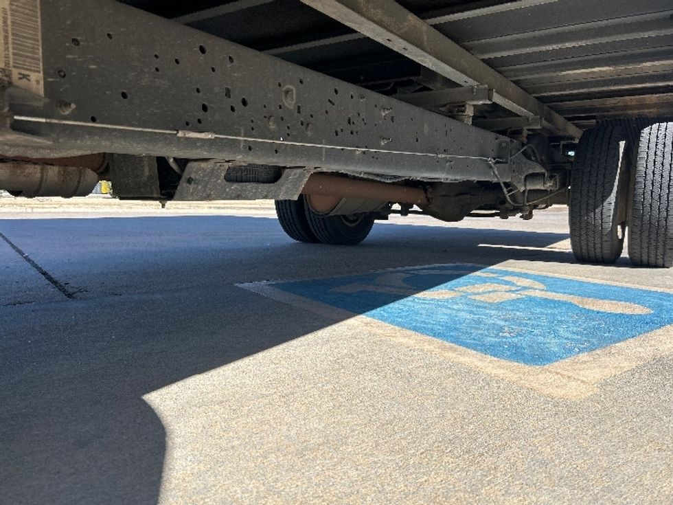 Light Duty Box Truck-Light and Medium Duty Trucks-Ford-2022-E350-Oklahoma City-OK-128,524\n\t\tmiles-$ 23,250 - Image 5