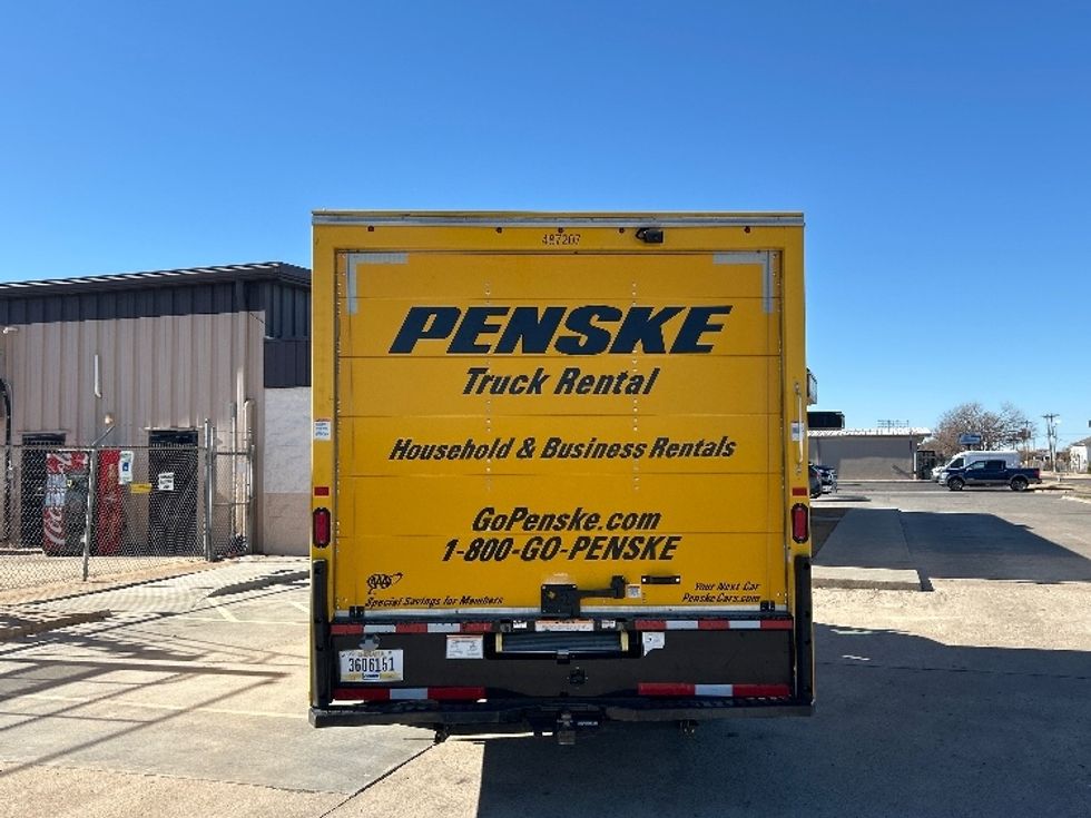 Light Duty Box Truck-Light and Medium Duty Trucks-Ford-2022-E350-Oklahoma City-OK-128,524\n\t\tmiles-$ 23,250 - Image 7