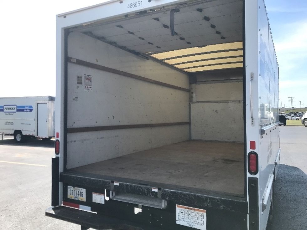 Light Duty Box Truck-Light and Medium Duty Trucks-Ford-2022-E350-Oklahoma City-OK-80,908\n\t\tmiles-$ 34,000 - Image 11