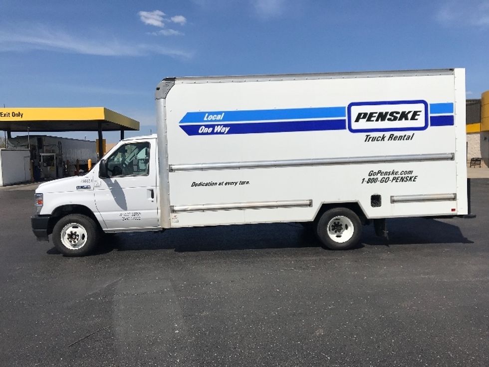 Light Duty Box Truck-Light and Medium Duty Trucks-Ford-2022-E350-Oklahoma City-OK-80,908\n\t\tmiles-$ 34,000 - Image 4