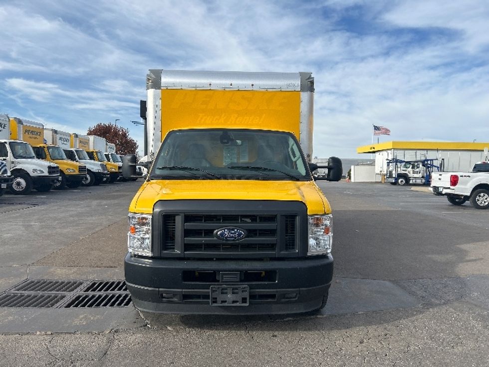 Light Duty Box Truck-Light and Medium Duty Trucks-Ford-2022-E350-Oklahoma City-OK-90,153\n\t\tmiles-$ 28,500 - Image 2
