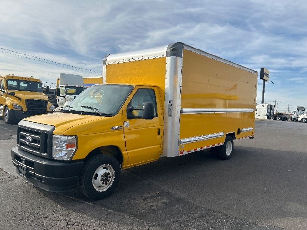 Light Duty Box Truck-Light and Medium Duty Trucks-Ford-2022-E350-Oklahoma City-OK-90,153\n\t\tmiles-$ 28,500 - Image 3