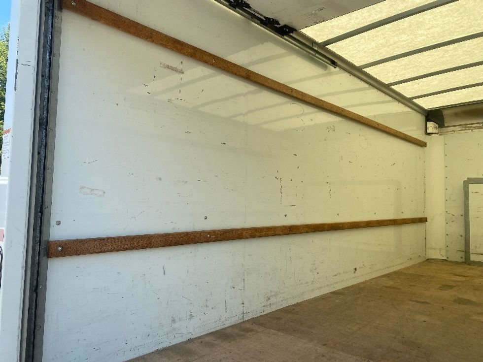 Light Duty Box Truck-Light and Medium Duty Trucks-Ford-2022-E350-Oklahoma City-OK-93,307\n\t\tmiles-$ 31,500 - Image 10