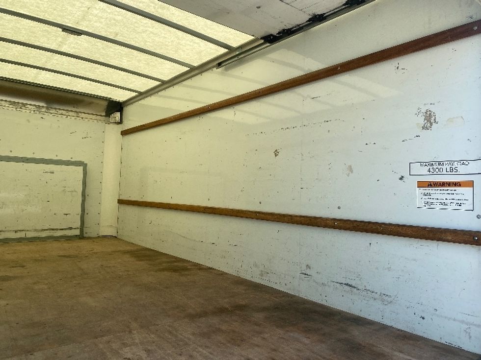 Light Duty Box Truck-Light and Medium Duty Trucks-Ford-2022-E350-Oklahoma City-OK-93,307\n\t\tmiles-$ 31,500 - Image 11