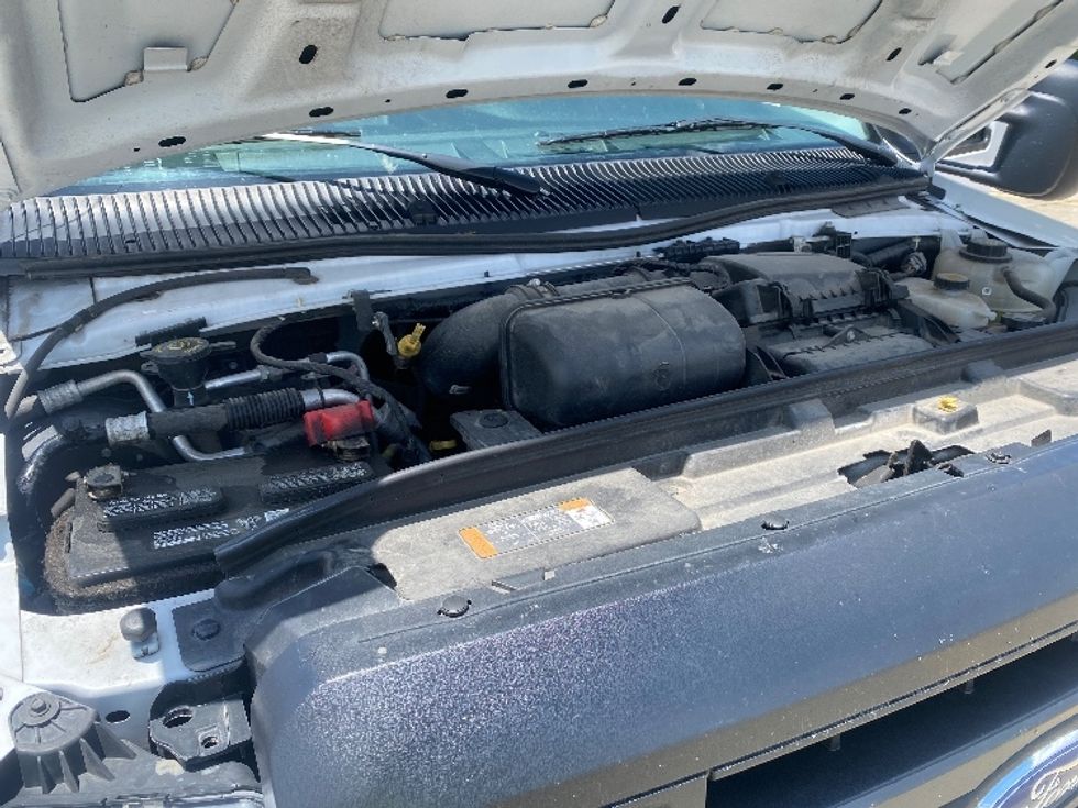 Light Duty Box Truck-Light and Medium Duty Trucks-Ford-2022-E350-Oklahoma City-OK-93,307\n\t\tmiles-$ 31,500 - Image 22