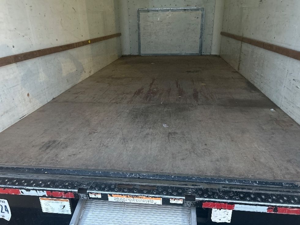 Light Duty Box Truck-Light and Medium Duty Trucks-Ford-2022-E350-Oklahoma City-OK-94,206\n\t\tmiles-$ 31,500 - Image 10