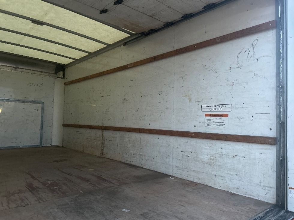 Light Duty Box Truck-Light and Medium Duty Trucks-Ford-2022-E350-Oklahoma City-OK-94,206\n\t\tmiles-$ 31,500 - Image 12