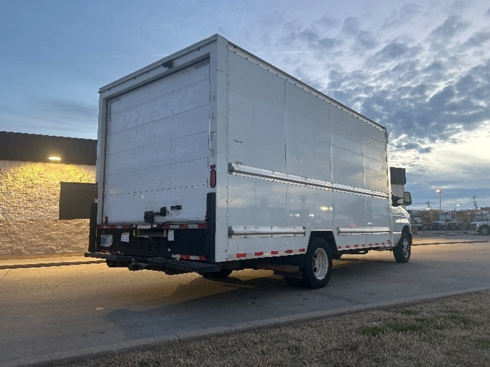 Light Duty Box Truck-Light and Medium Duty Trucks-Ford-2022-E350-Oklahoma City-OK-94,206\n\t\tmiles-$ 31,500 - Image 13