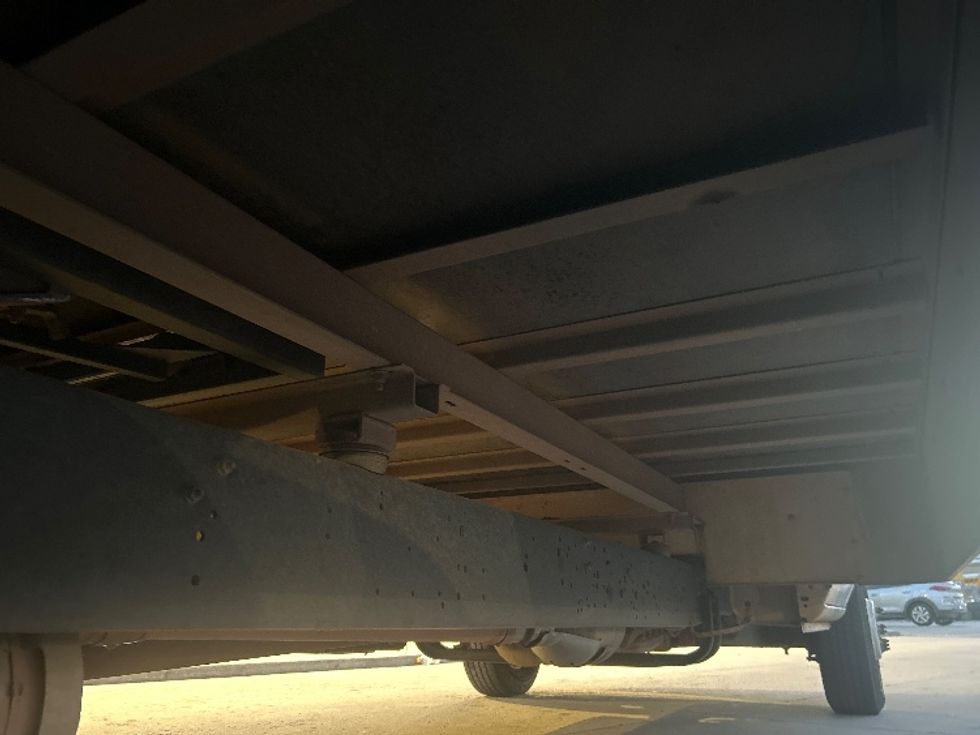 Light Duty Box Truck-Light and Medium Duty Trucks-Ford-2022-E350-Oklahoma City-OK-94,206\n\t\tmiles-$ 31,500 - Image 14