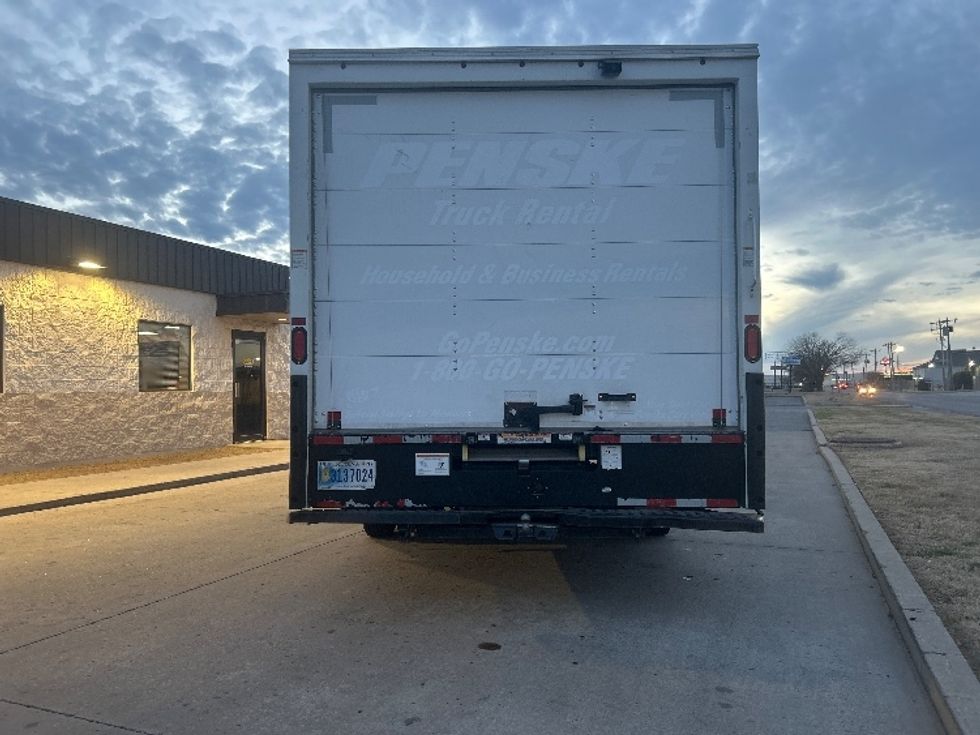 Light Duty Box Truck-Light and Medium Duty Trucks-Ford-2022-E350-Oklahoma City-OK-94,206\n\t\tmiles-$ 31,500 - Image 7