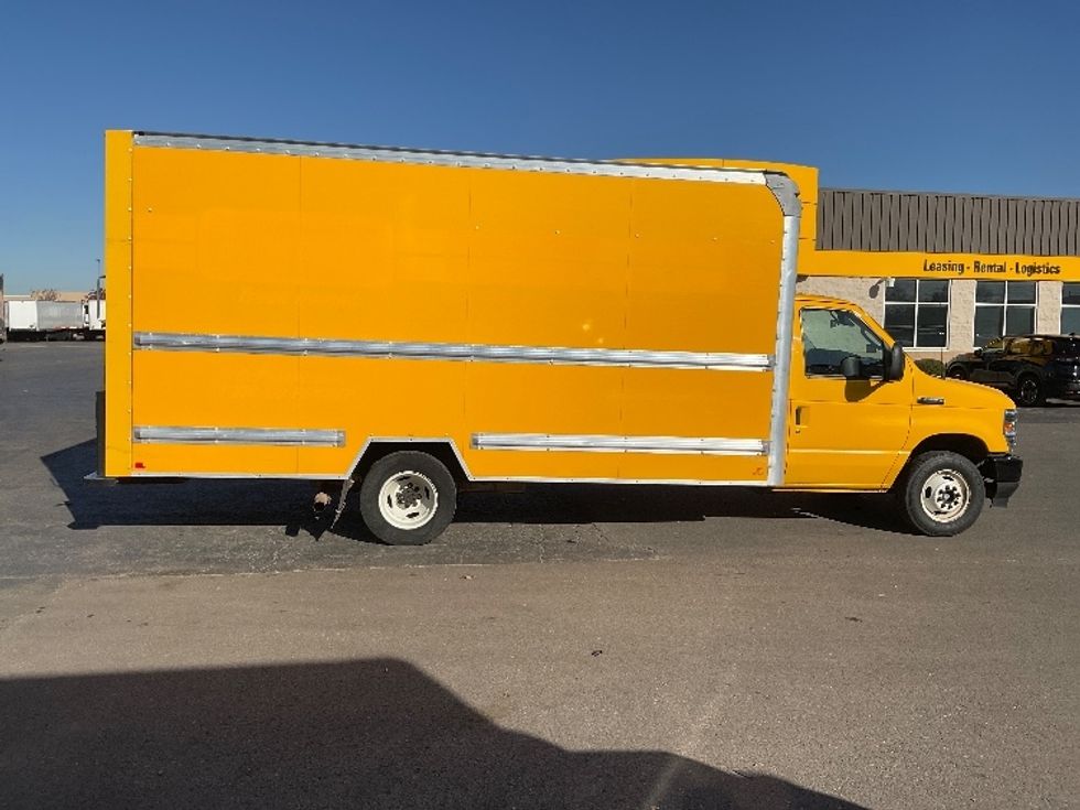 Light Duty Box Truck-Light and Medium Duty Trucks-Ford-2022-E350-Oklahoma City-OK-95,058\n\t\tmiles-$ 28,500 - Image 12