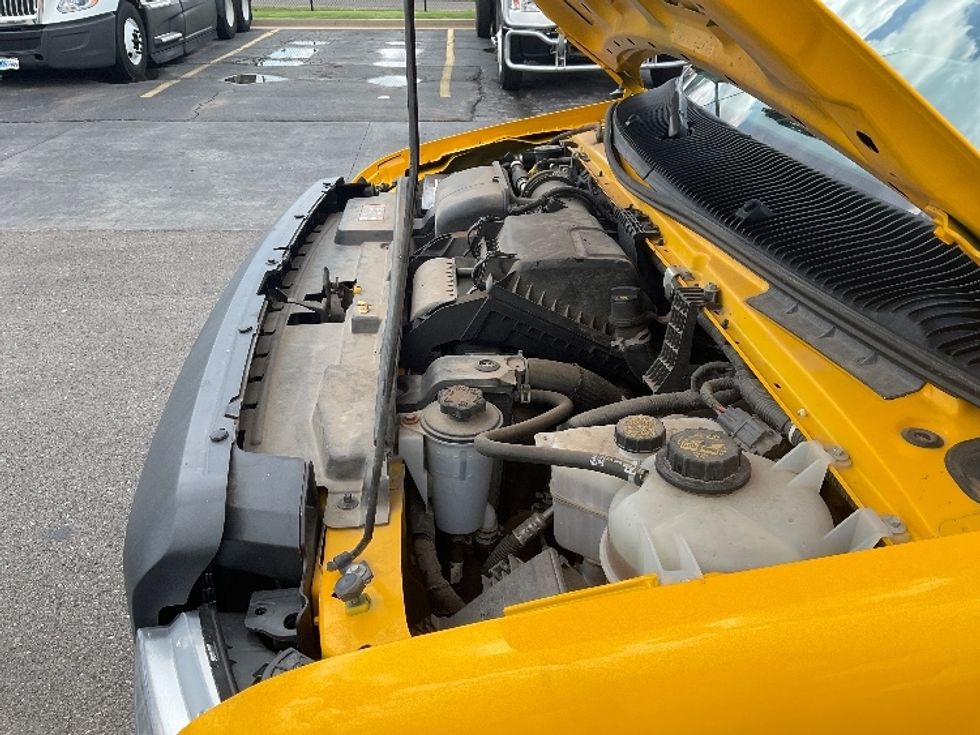 Light Duty Box Truck-Light and Medium Duty Trucks-Ford-2022-E350-Oklahoma City-OK-95,058\n\t\tmiles-$ 28,500 - Image 21