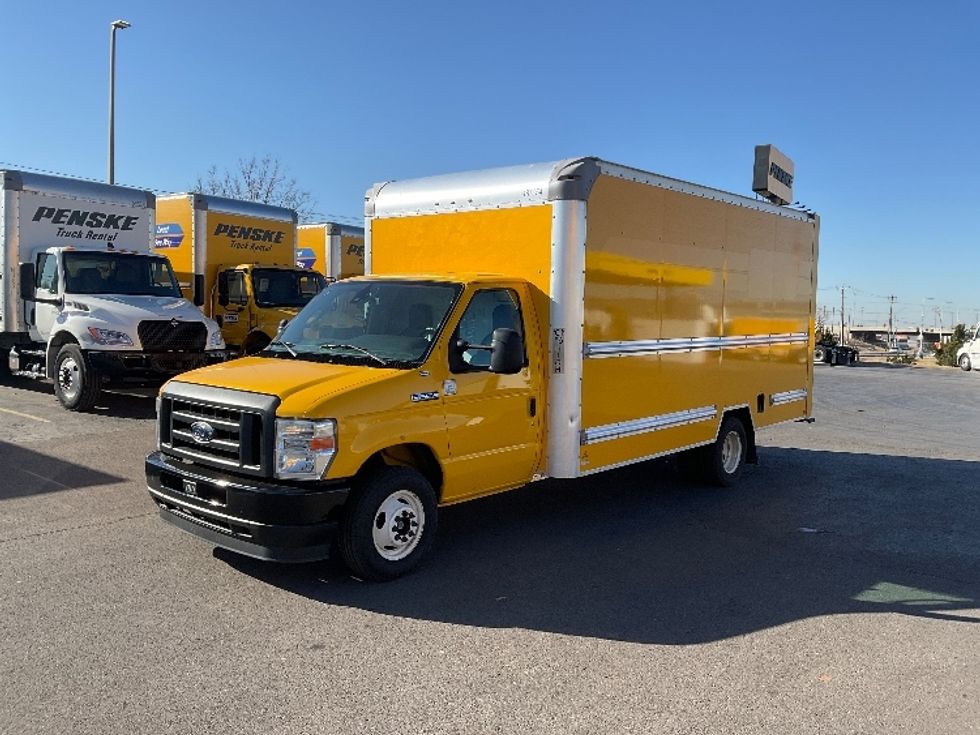 Light Duty Box Truck-Light and Medium Duty Trucks-Ford-2022-E350-Oklahoma City-OK-95,058\n\t\tmiles-$ 28,500 - Image 3