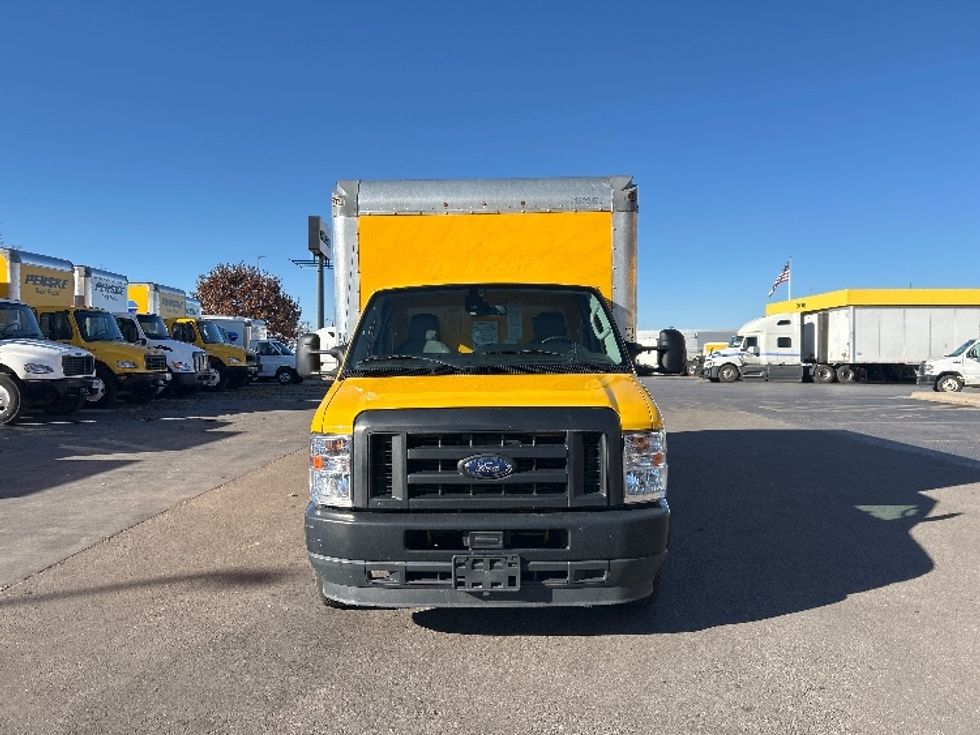 Light Duty Box Truck-Light and Medium Duty Trucks-Ford-2022-E350-Oklahoma City-OK-99,067\n\t\tmiles-$ 28,000 - Image 2
