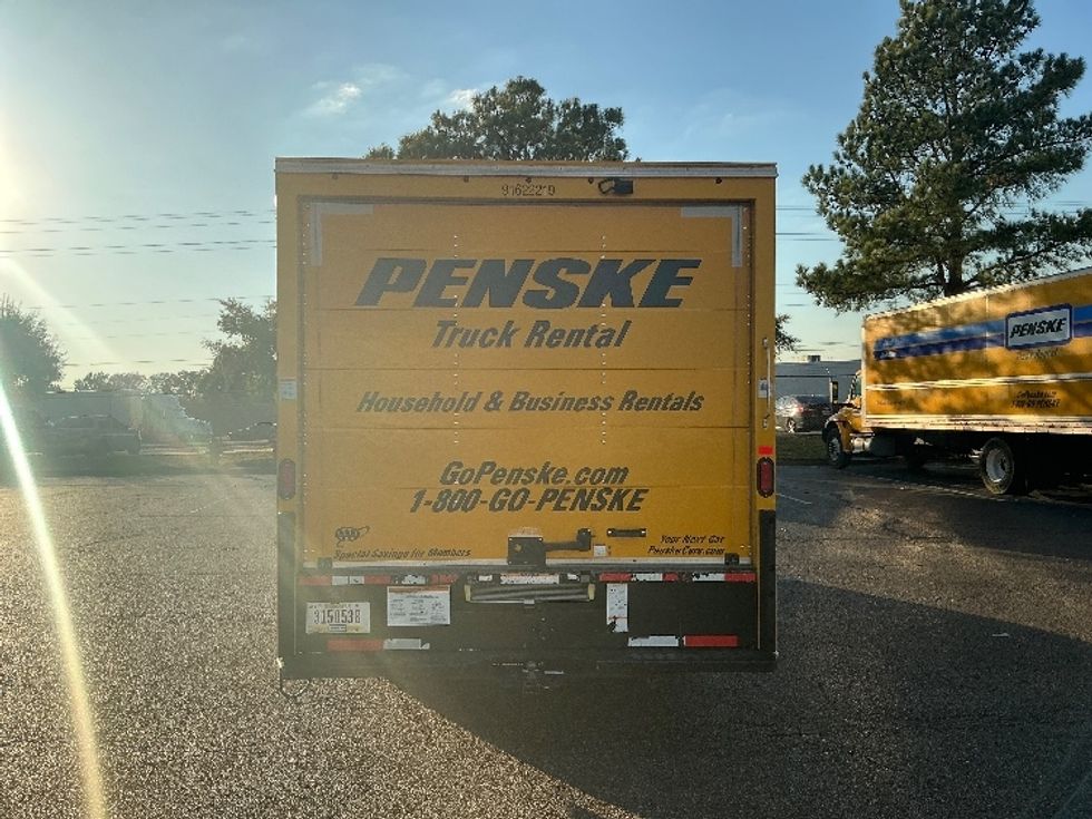 Light Duty Box Truck-Light and Medium Duty Trucks-Ford-2022-E350-Olive Branch-MS-110,145\n\t\tmiles-$ 27,000 - Image 7