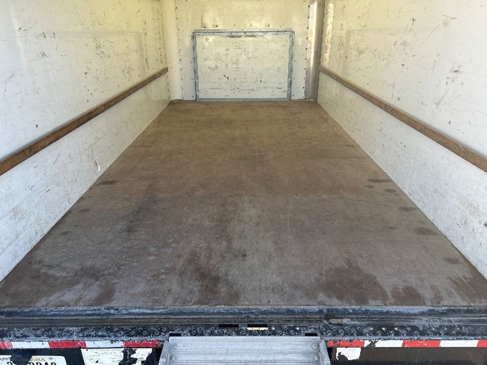 Light Duty Box Truck-Light and Medium Duty Trucks-Ford-2022-E350-Omaha-NE-109,428\n\t\tmiles-$ 29,000 - Image 10