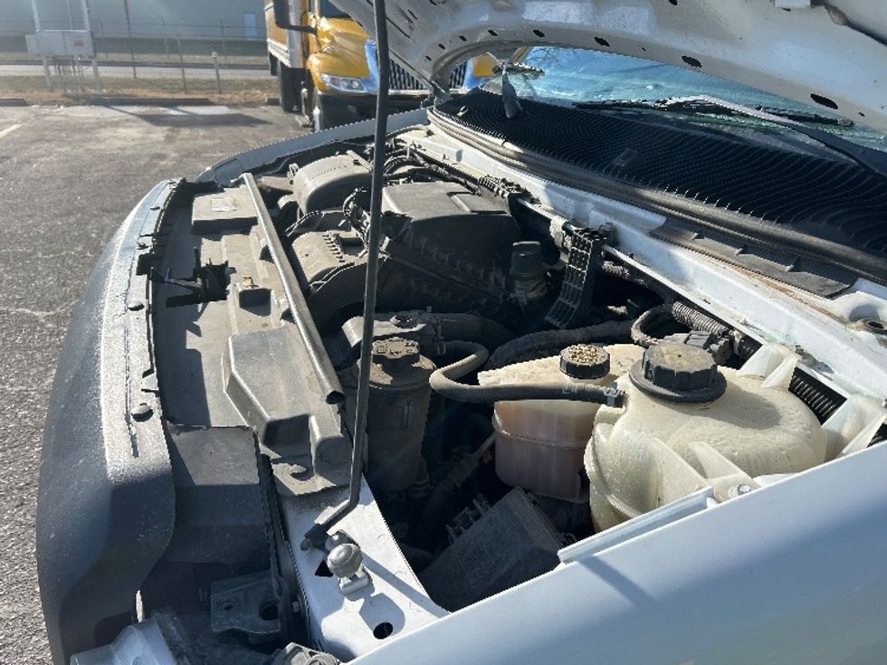 Light Duty Box Truck-Light and Medium Duty Trucks-Ford-2022-E350-Omaha-NE-109,428\n\t\tmiles-$ 29,000 - Image 24