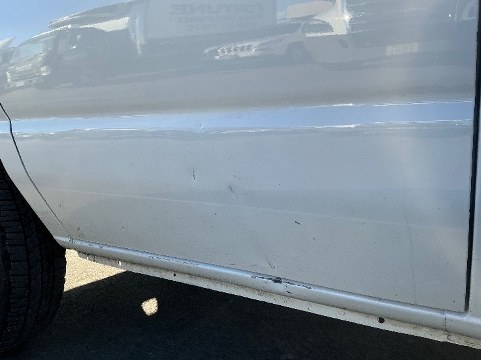 Light Duty Box Truck-Light and Medium Duty Trucks-Ford-2022-E350-Omaha-NE-109,428\n\t\tmiles-$ 29,000 - Image 25