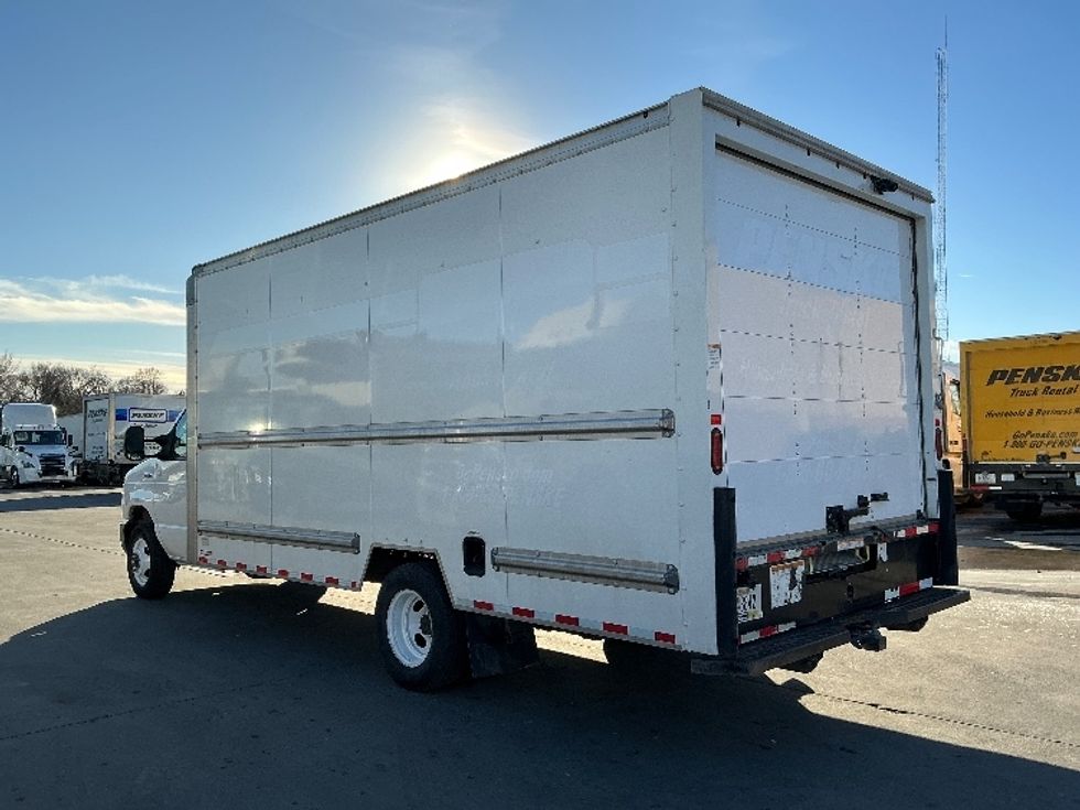 Light Duty Box Truck-Light and Medium Duty Trucks-Ford-2022-E350-Omaha-NE-109,428\n\t\tmiles-$ 29,000 - Image 6