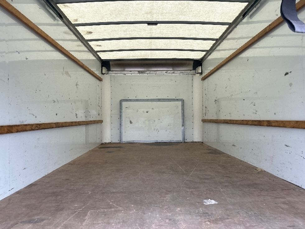 Light Duty Box Truck-Light and Medium Duty Trucks-Ford-2022-E350-Omaha-NE-72,850\n\t\tmiles-$ 36,500 - Image 8