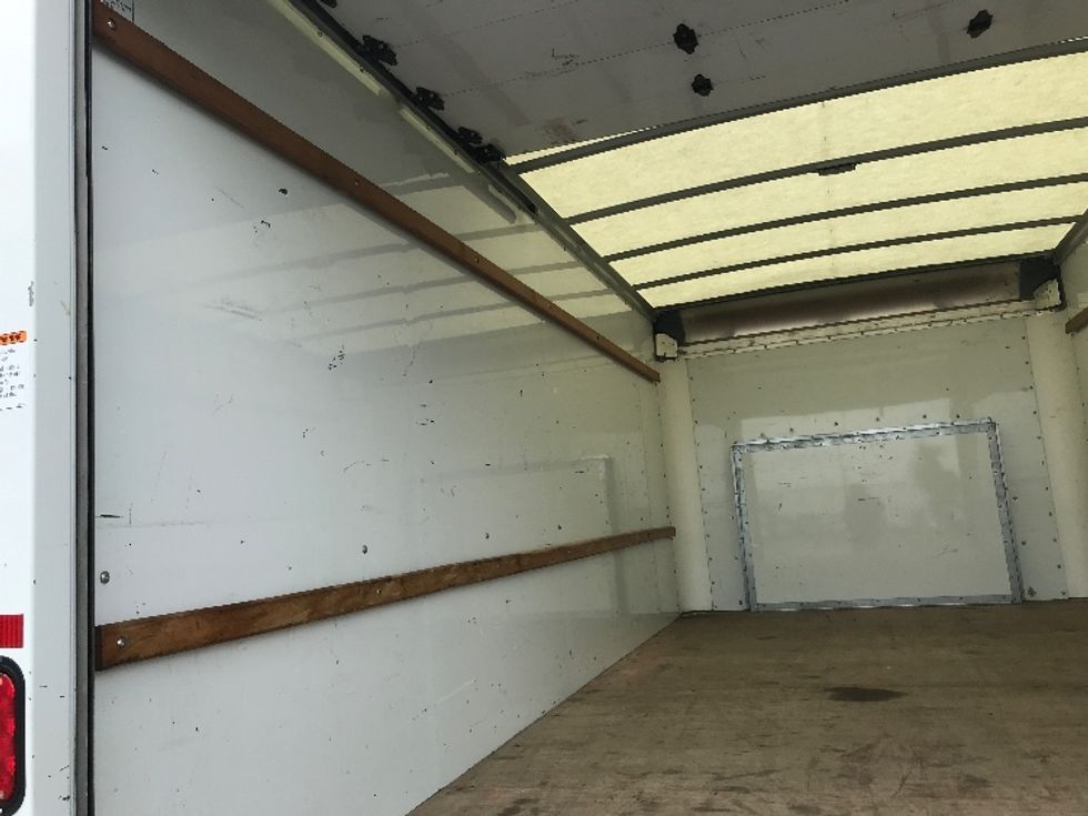 Light Duty Box Truck-Light and Medium Duty Trucks-Ford-2022-E350-Omaha-NE-90,570\n\t\tmiles-$ 31,750 - Image 11