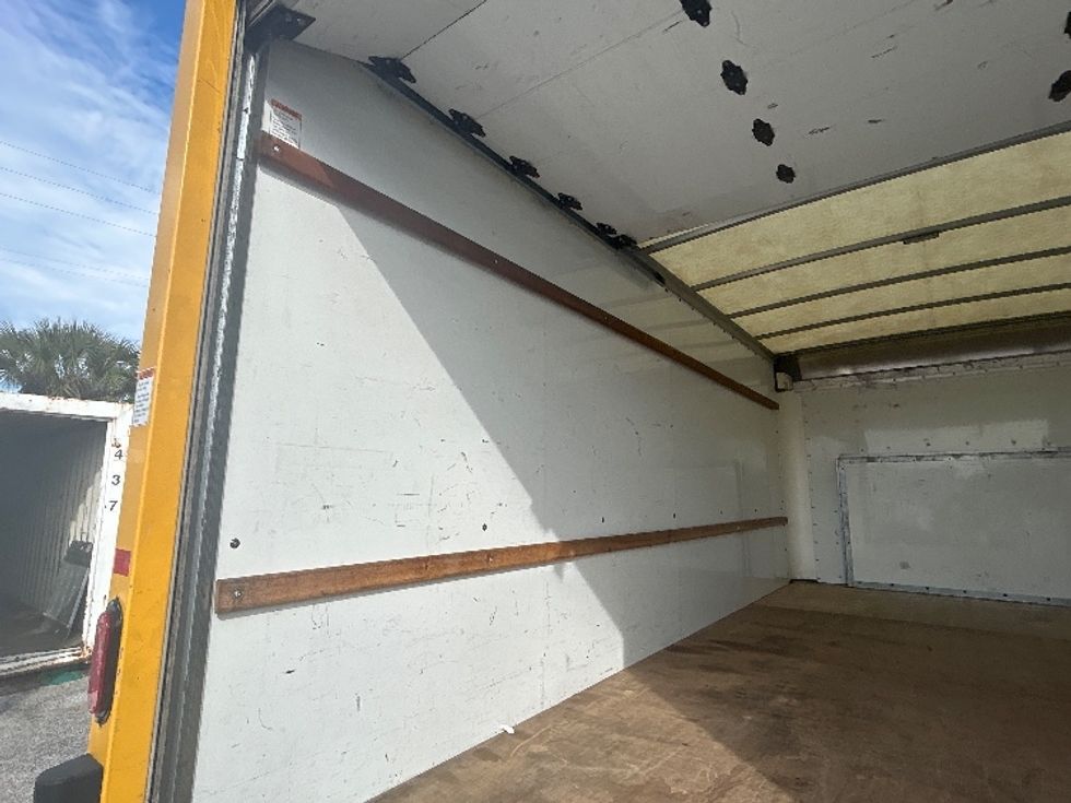 Light Duty Box Truck-Light and Medium Duty Trucks-Ford-2022-E350-Orlando-FL-101,773\n\t\tmiles-$ 28,750 - Image 11