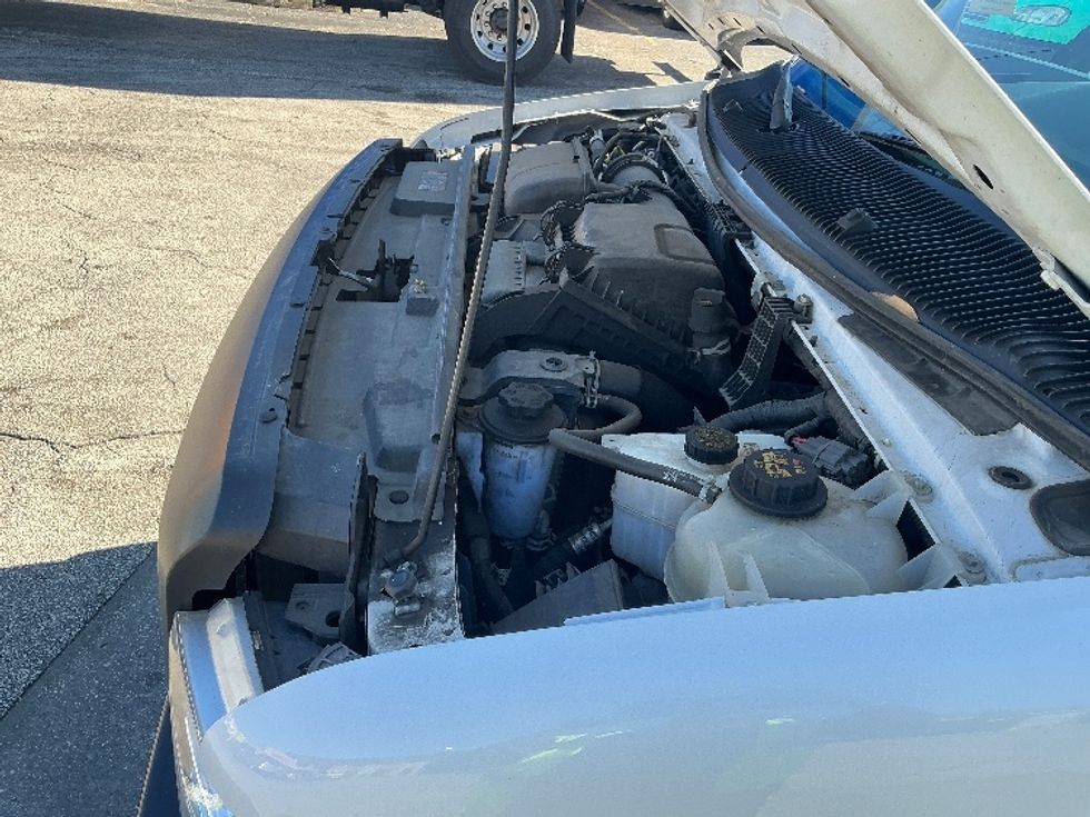 Light Duty Box Truck-Light and Medium Duty Trucks-Ford-2022-E350-Orlando-FL-98,790\n\t\tmiles-$ 32,500 - Image 24