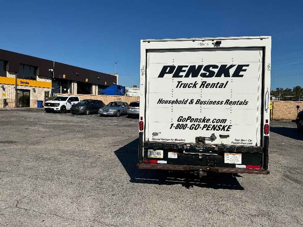 Light Duty Box Truck-Light and Medium Duty Trucks-Ford-2022-E350-Orlando-FL-98,790\n\t\tmiles-$ 32,500 - Image 7