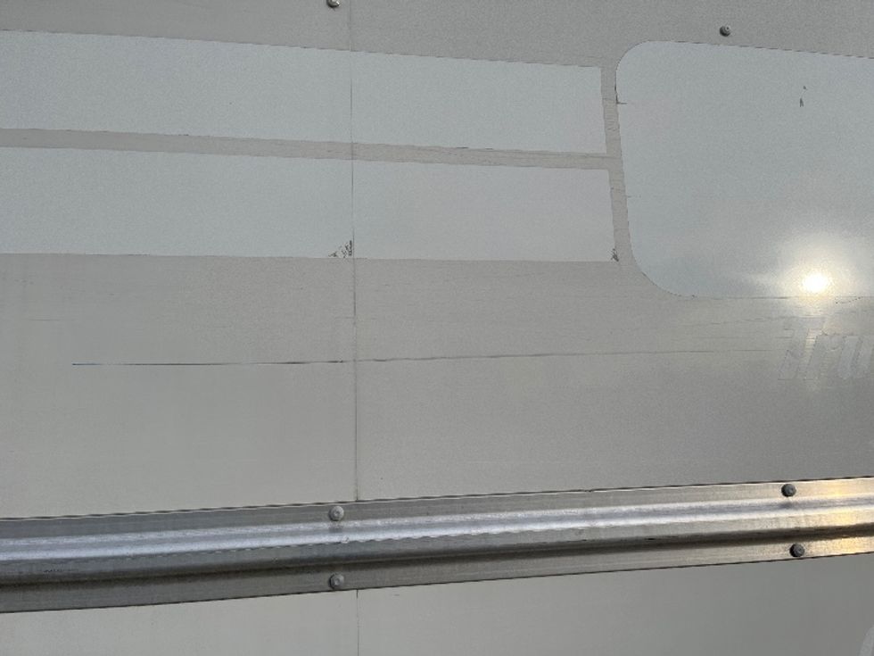 Light Duty Box Truck-Light and Medium Duty Trucks-Ford-2022-E350-Panama City-FL-101,715\n\t\tmiles-$ 32,000 - Image 25