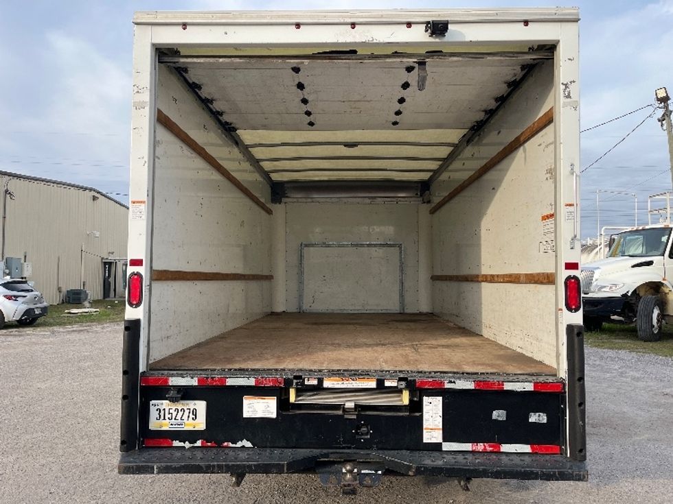 Light Duty Box Truck-Light and Medium Duty Trucks-Ford-2022-E350-Panama City-FL-101,715\n\t\tmiles-$ 32,000 - Image 8