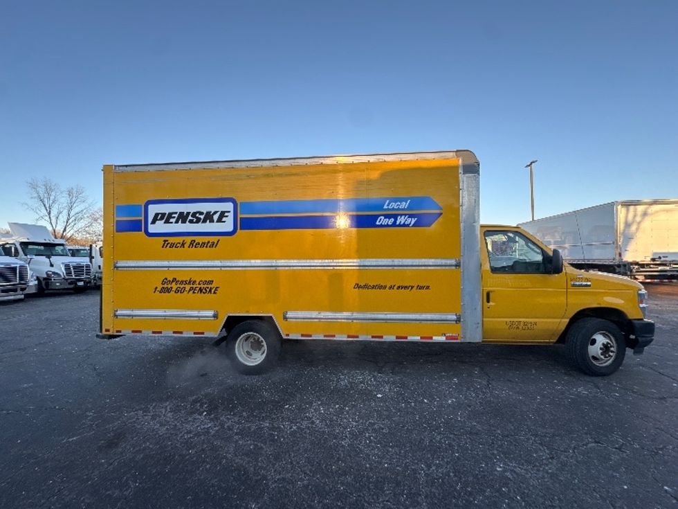 Light Duty Box Truck-Light and Medium Duty Trucks-Ford-2022-E350-Parsippany-NJ-107,959\n\t\tmiles-$ 25,250 - Image 14