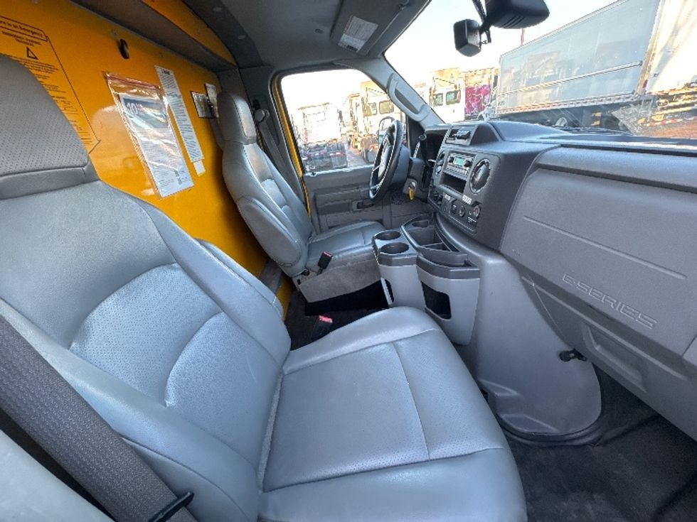 Light Duty Box Truck-Light and Medium Duty Trucks-Ford-2022-E350-Parsippany-NJ-107,959\n\t\tmiles-$ 25,250 - Image 21