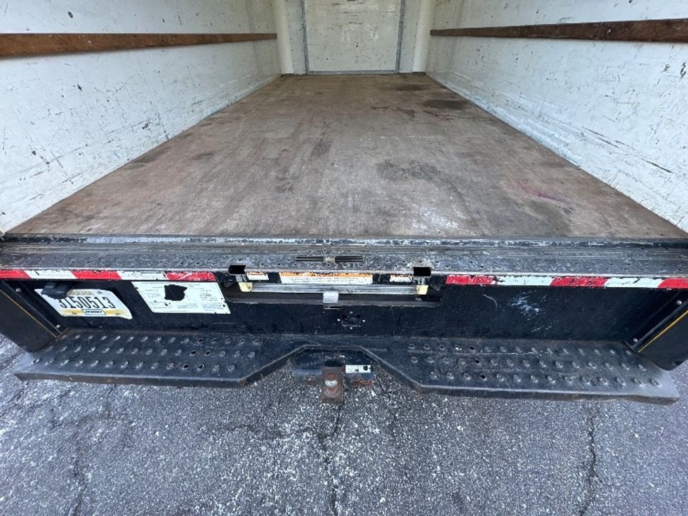 Light Duty Box Truck-Light and Medium Duty Trucks-Ford-2022-E350-Parsippany-NJ-107,959\n\t\tmiles-$ 25,250 - Image 9