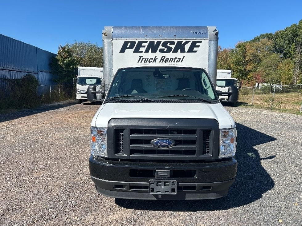 Light Duty Box Truck-Light and Medium Duty Trucks-Ford-2022-E350-Pennsauken-NJ-110,891\n\t\tmiles-$ 27,750 - Image 2