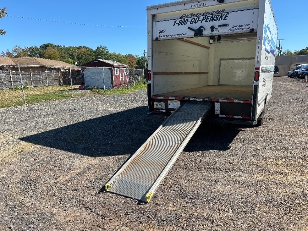 Light Duty Box Truck-Light and Medium Duty Trucks-Ford-2022-E350-Pennsauken-NJ-110,891\n\t\tmiles-$ 27,750 - Image 7